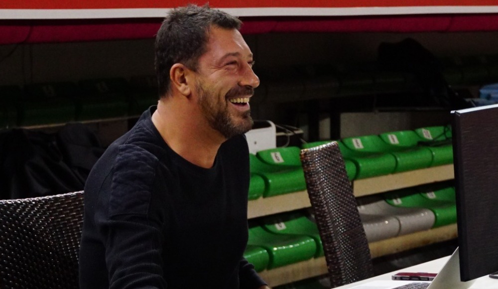 Ufuk Sarıca: "Euroleague liderine karşı çatır çatır oynadık"