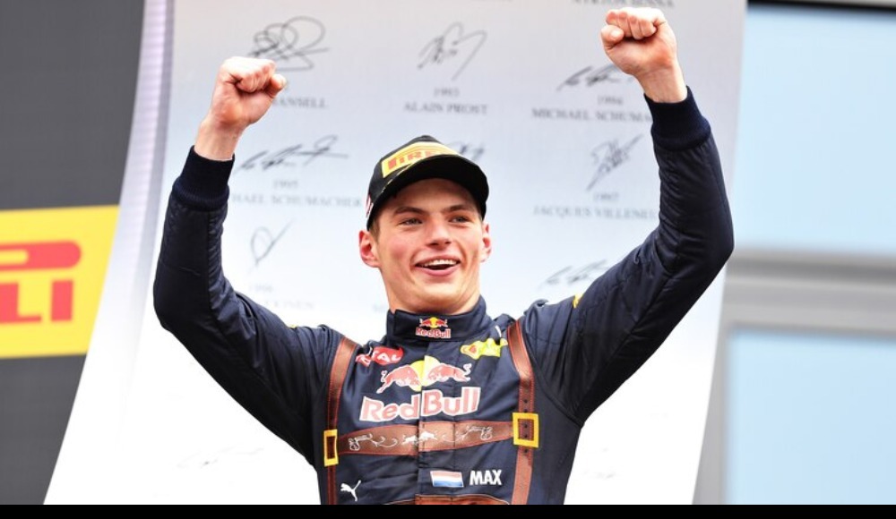 Verstappen'in menajeri: "Bitmemiş bir işimiz var"