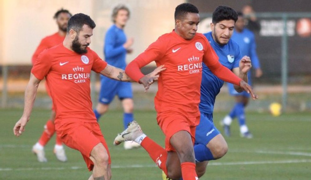 Antalyaspor, Erzurumspor'u 4-0'la geçti