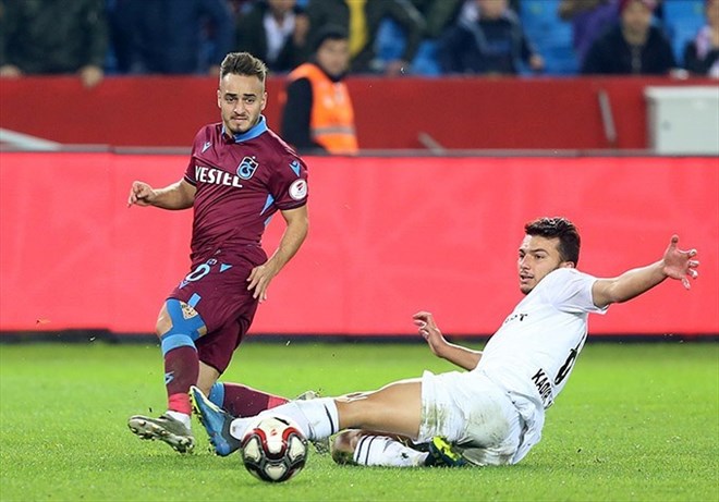 Altay, 2 genç futbolcusunu kiraladı