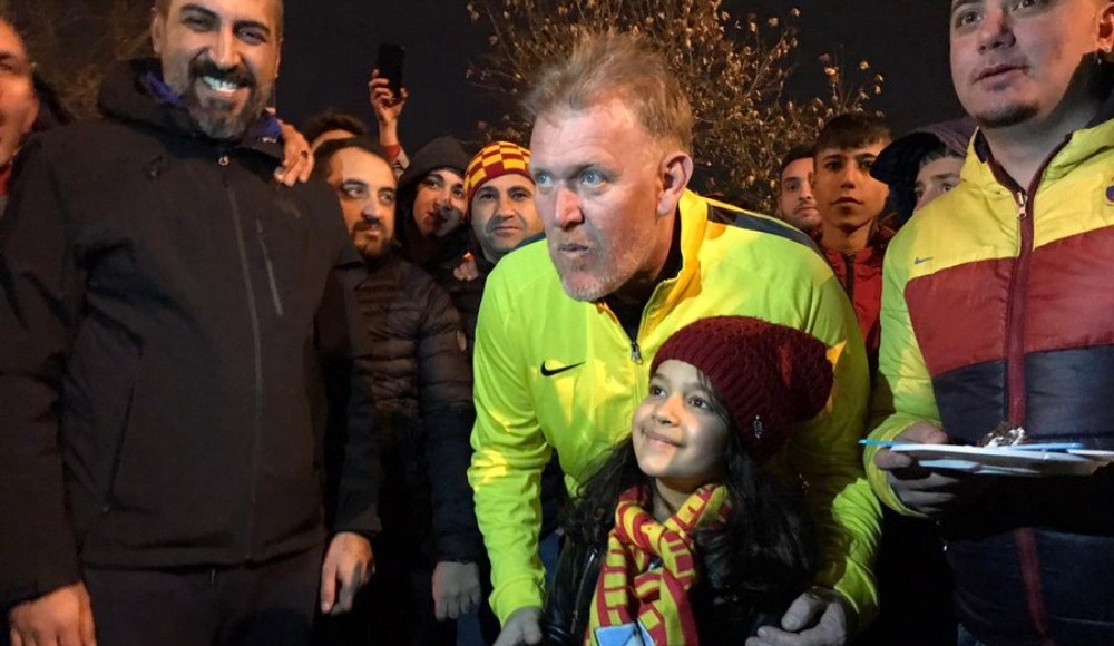 Robert Prosinecki'ye coşkulu karşılama