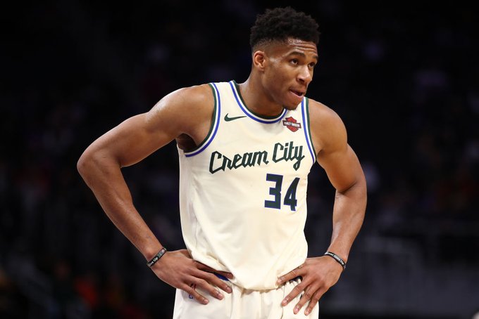 1. GIANNIS ANTETOKOUNMPO (MILWAUKEE BUCKS)