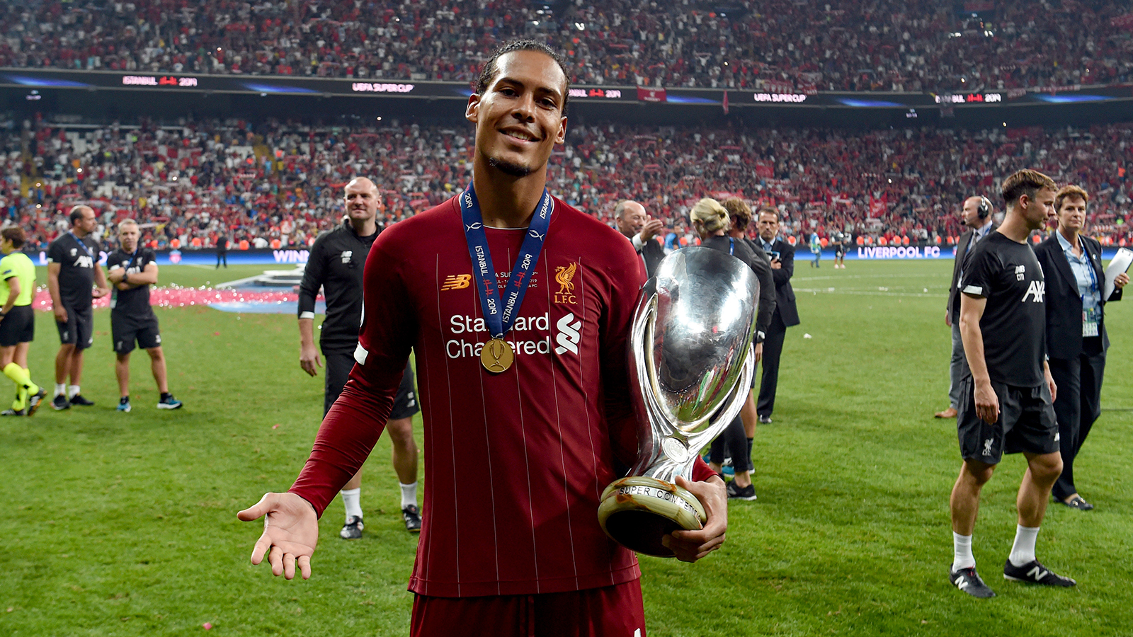VIRGIL VAN DIJK (LIVERPOOL)