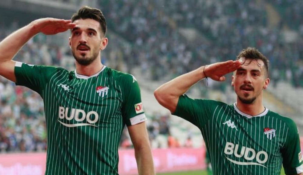 Bursaspor, Onurcan Piri ile yollarını ayırdı