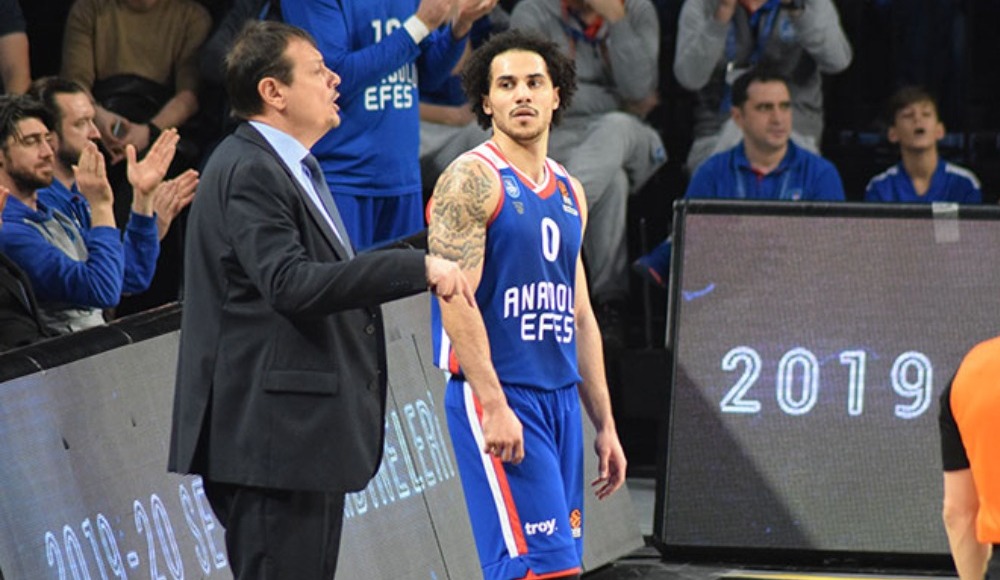 Shane Larkin'den bir rekor daha!