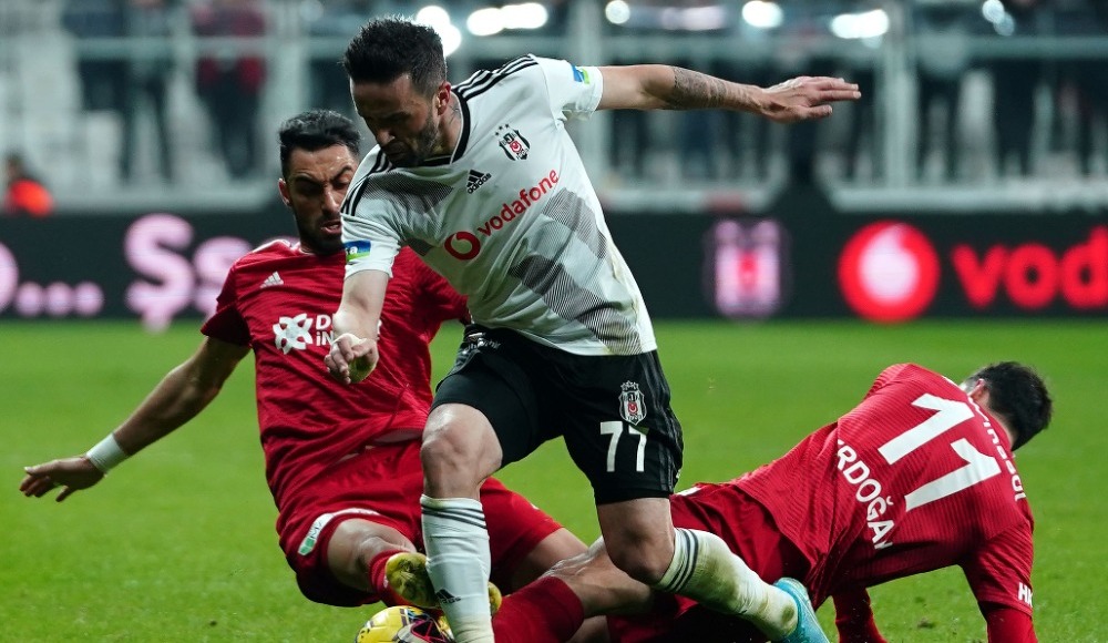 Gökhan Gönül: "Ligin bu haftasında havlu atacak değiliz"