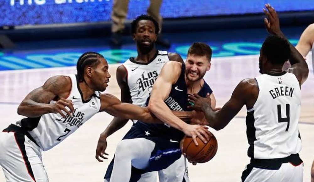 NBA'de Clippers, Mavericks'i deplasmanda yendi