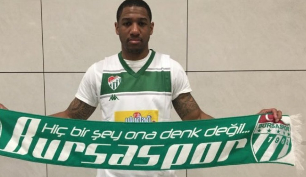 Frutti Extra Bursaspor, Gerald Robinson'ı kadrosuna kattı