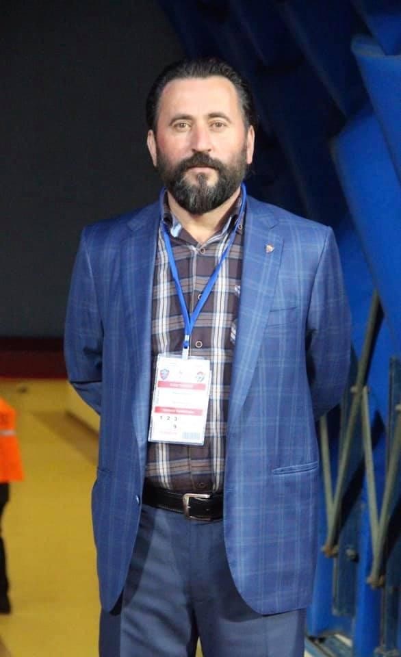 "Futbolculara ve çalışanlara ücret verilemiyor"