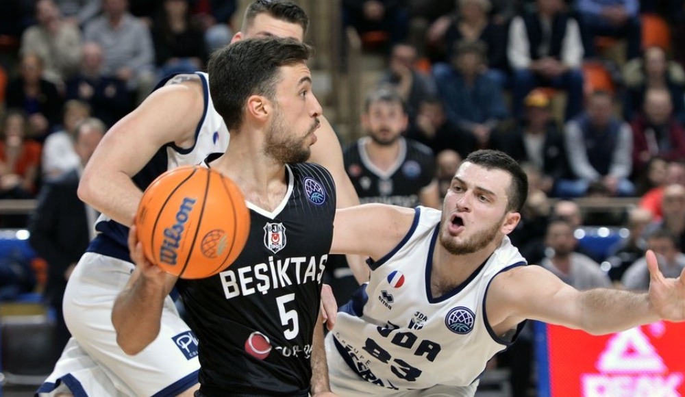 Beşiktaş Sompo Sigorta, Fransa'da farklı kaybetti