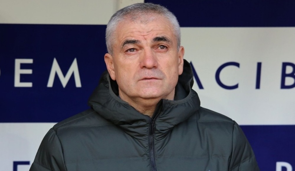 Rıza Çalımbay'dan Trabzon yanıtı: "Tam kadro olursak..."
