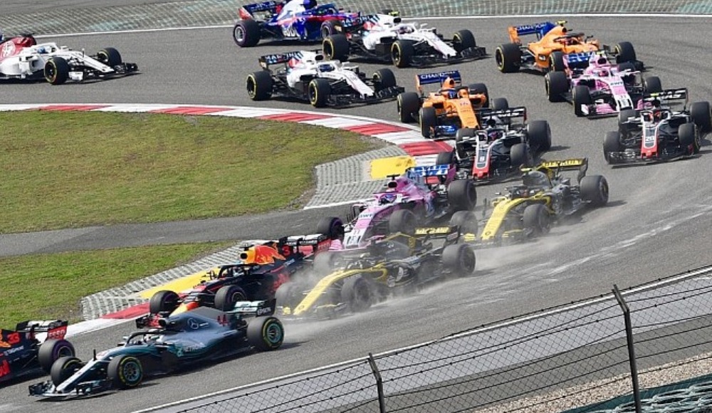 F1'de 3 yarış daha ertelendi