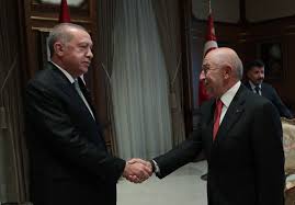 "Bu ülkeyi yönetenler olarak tarafsızlığımızı korumalıyız!"