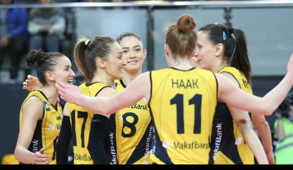 VakıfBank, çeyrek finale yükseldi.