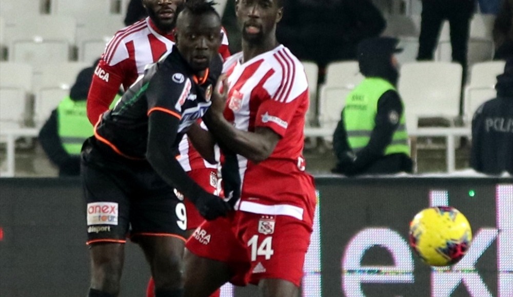 Alanyaspor'u düşündüren istatistik! En golcülerden biri ama...