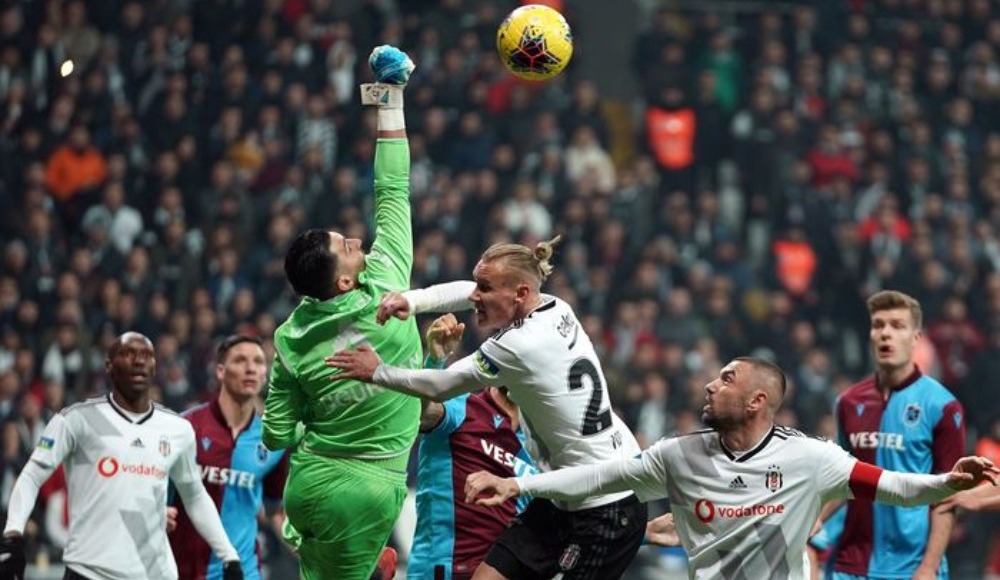 Uğurcan Çakır: "Eldivenler biraz eskidi"