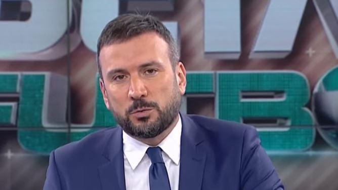 Ertem Şener ayrılığı açıklamıştı