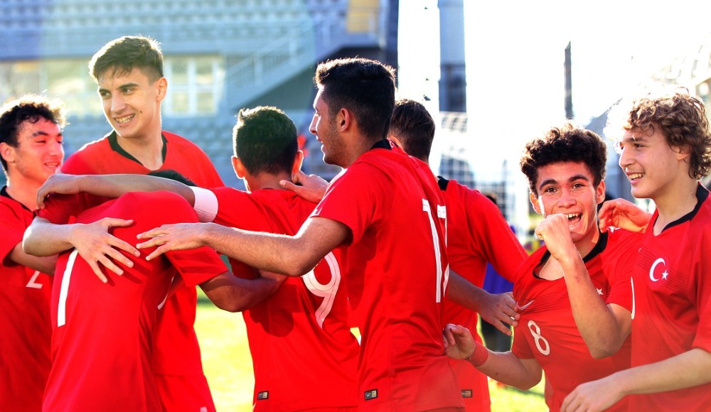U16 Milli Takımımız, Paraguay'ı 1-0 yendi