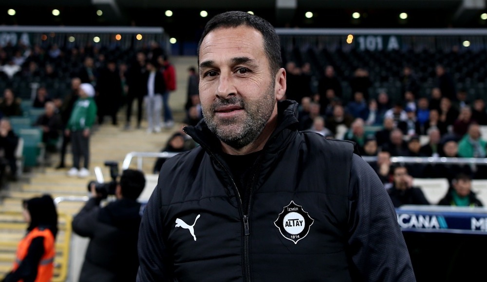 Yalçın Koşukavak: "Umarım Altay'ı Süper Lig'e taşırız"