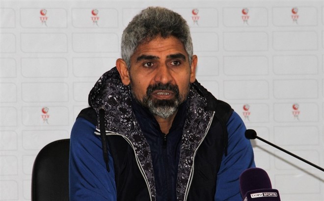 "Camiası olan 3 takımla mücadele ediyoruz, şanslarımız eşit"