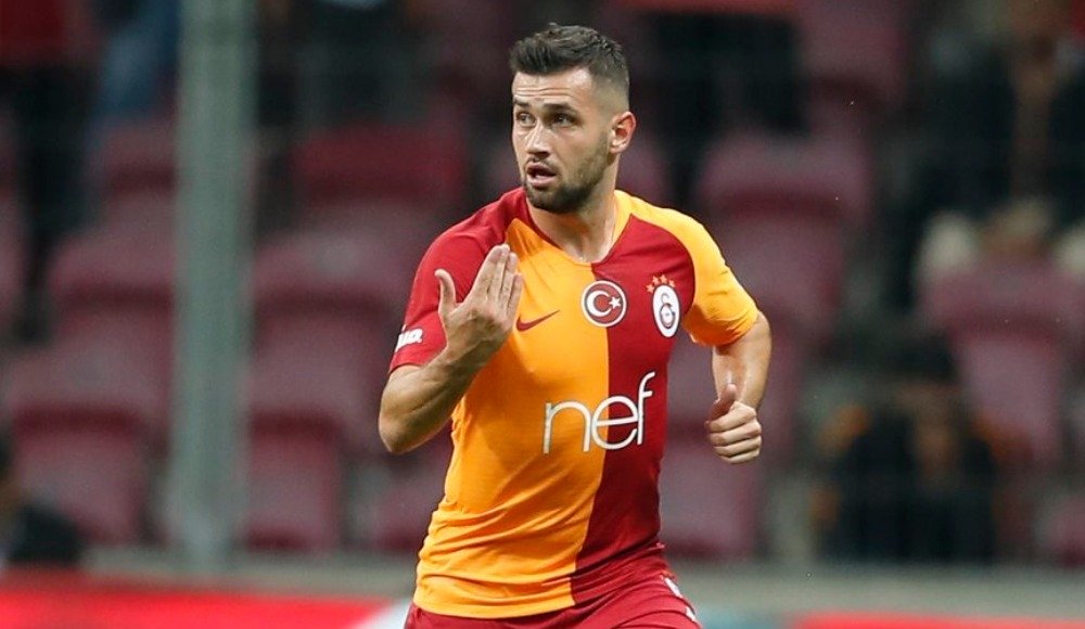 Hedefi Sneijder'i geçmek