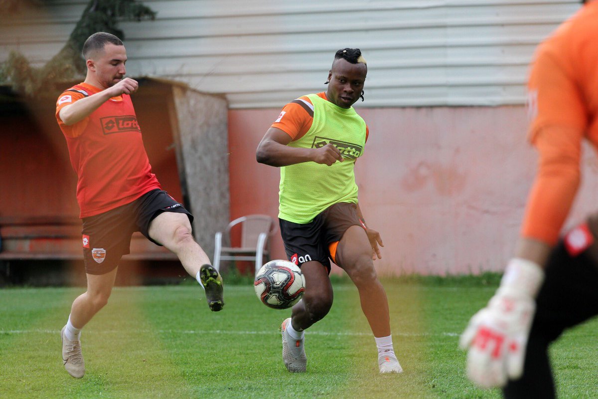 Adanaspor - Balıkesirspor (Canlı Skor)