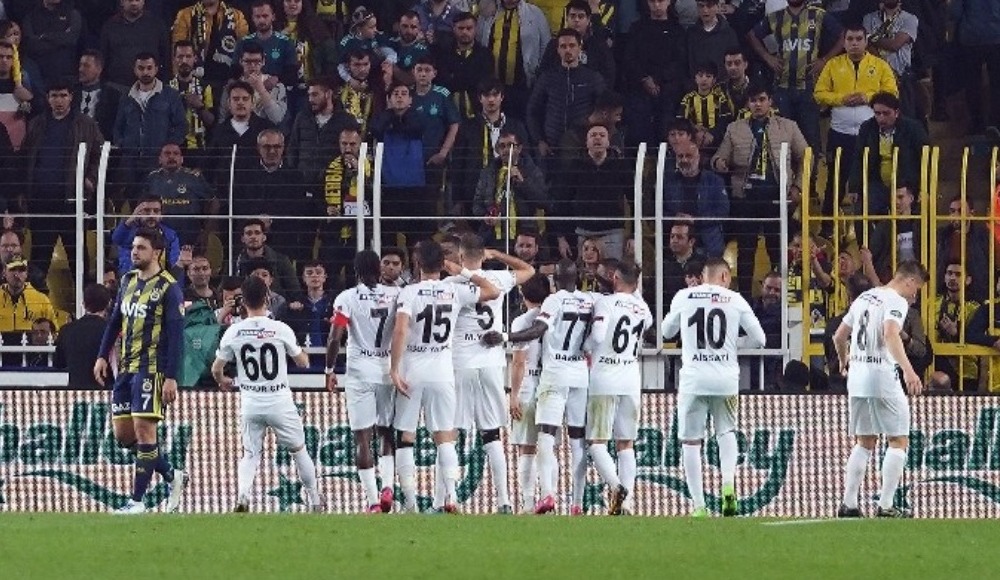 Denizlisporlu futbolculardan asker selamı