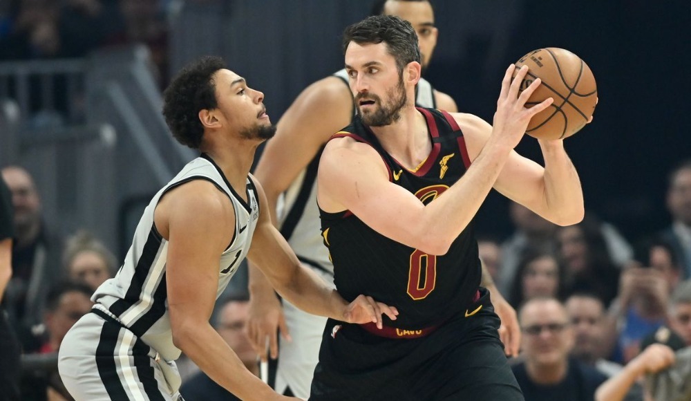 Cavaliers, Spurs maçını uzatmada kazandı