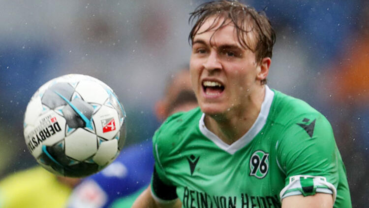 Timo Hübers (Hannover 96)