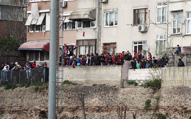Seyircisiz maçta taraftar desteği: "Korona, tribüne engel olamaz"