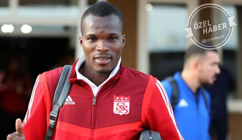 Sivasspor'da Isaac Cofie'ye İtalya yasağı