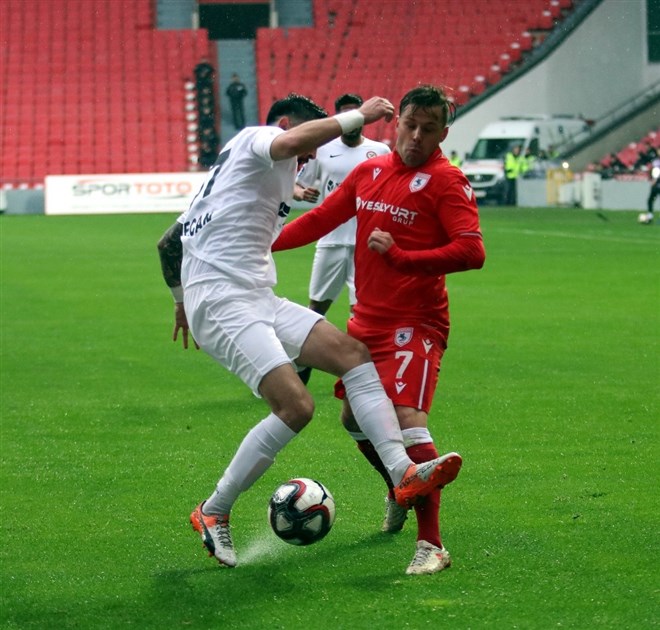Lider Samsunspor seriyi 12 maça çıkardı