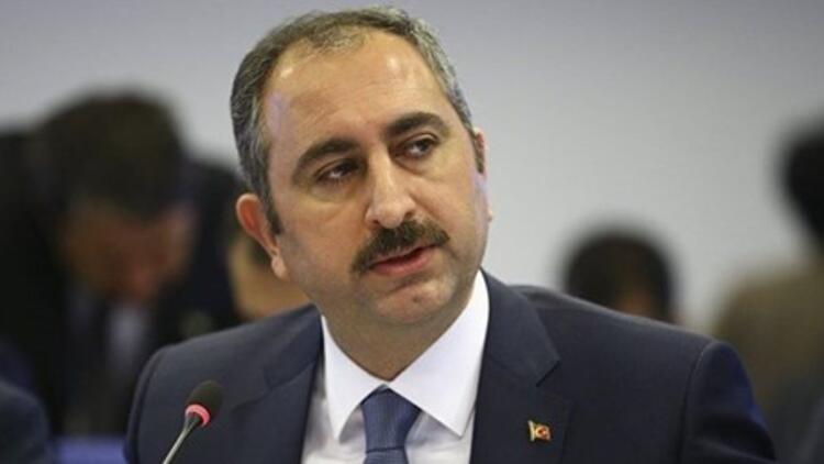 Adalet Bakanı Abdulhamit Gül &quot;Tedbirlere uymamak suçtur&quot;