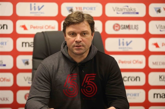 Ertuğrul Sağlam’dan korona yorumu: “Bu maçı kazanmak zorundayız”