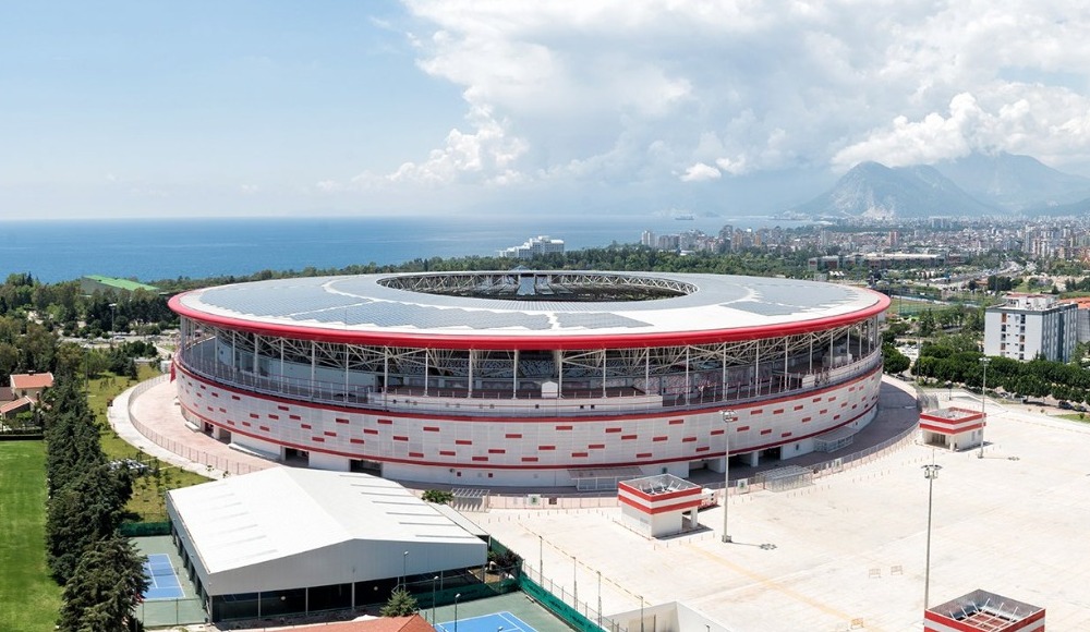 Antalyaspor'dan stat işletmelerine kira kolaylığı