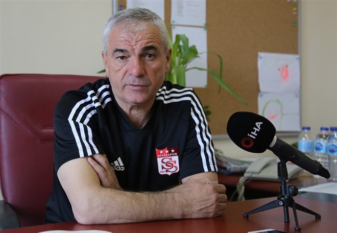 Rıza Çalımbay: "Maçlar Antalya’da oynansın"