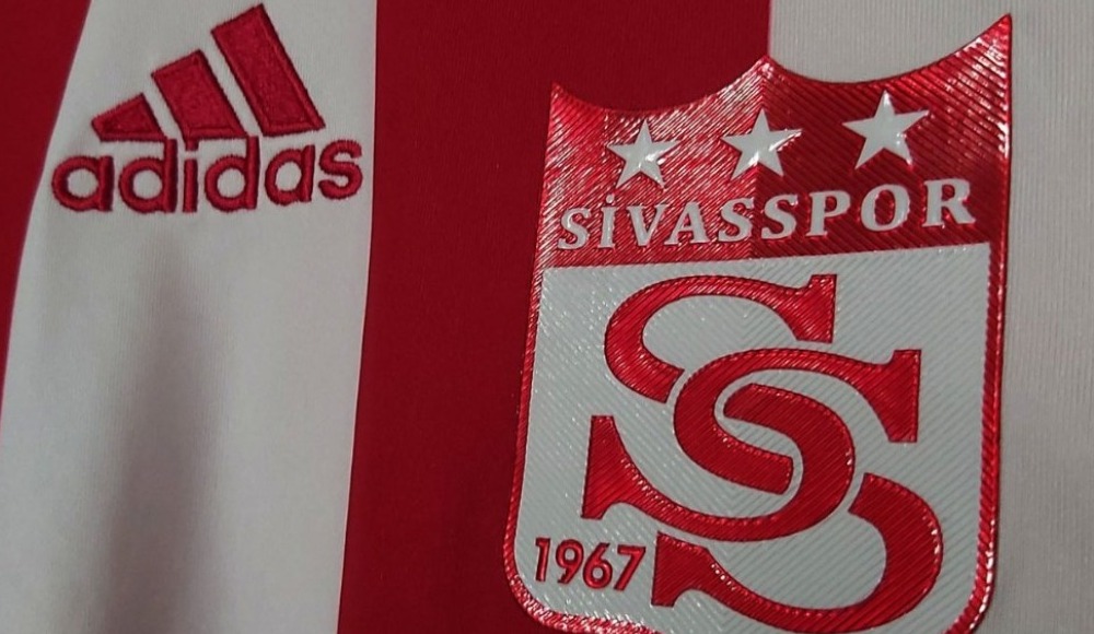 Sivasspor'dan "Evde kal, ev hayat dolu" paylaşımı