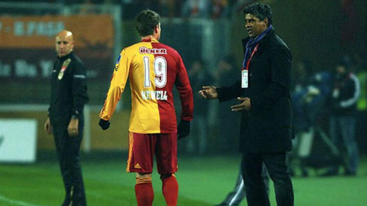 RİJKAARD HİÇ ŞANS VERMEDİ
