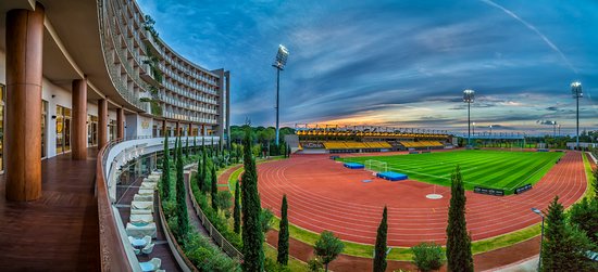 Gloria Sports Arena