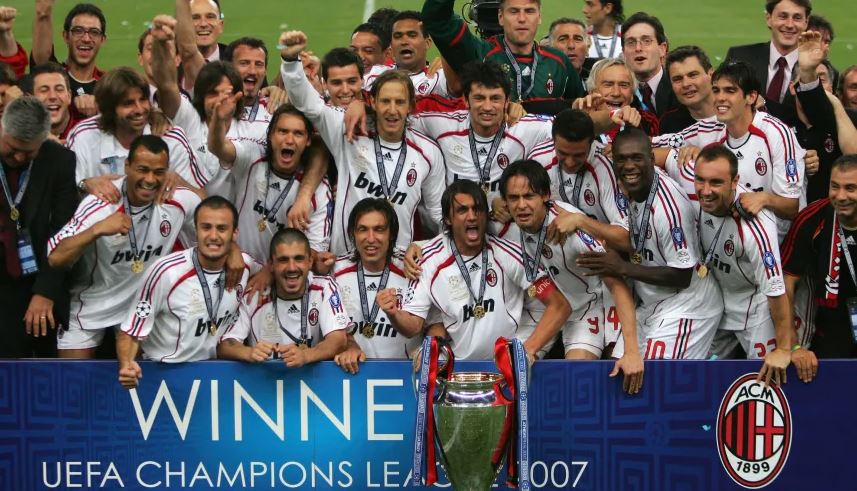 Milan ve Sevilla'nın şampiyonlukları