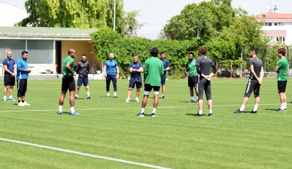 Denizlispor antrenmanlara başladı