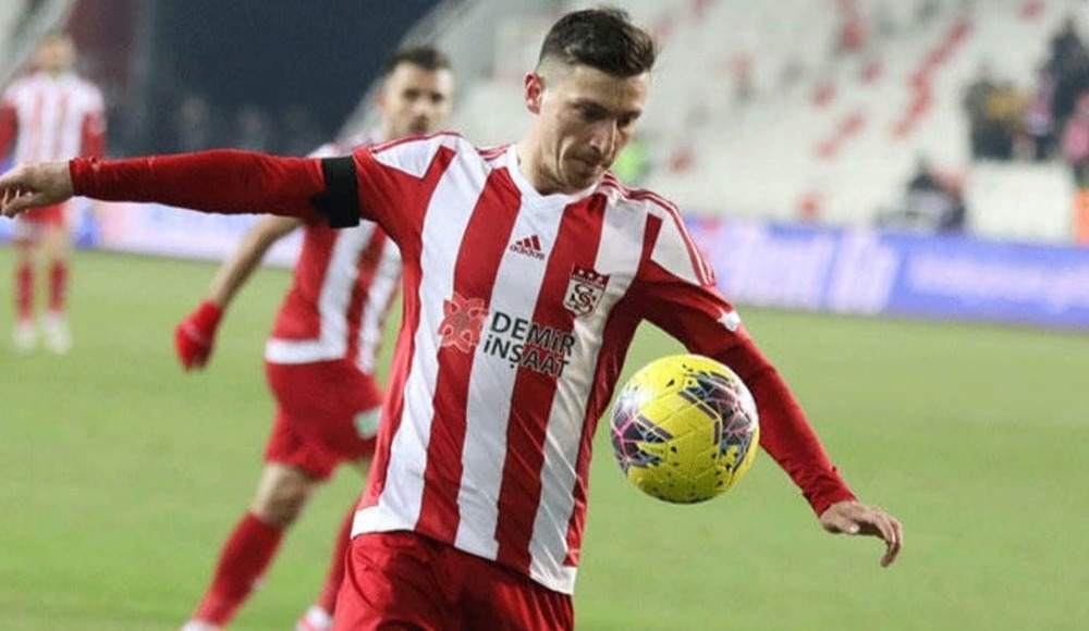 Mert Hakan, Fenerbahçe hazırlıklarına başladı