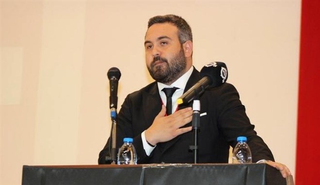 Özgür Ekmekçioğlu: “Oyuncularımız maçların bir an önce oynanmasını istiyor”