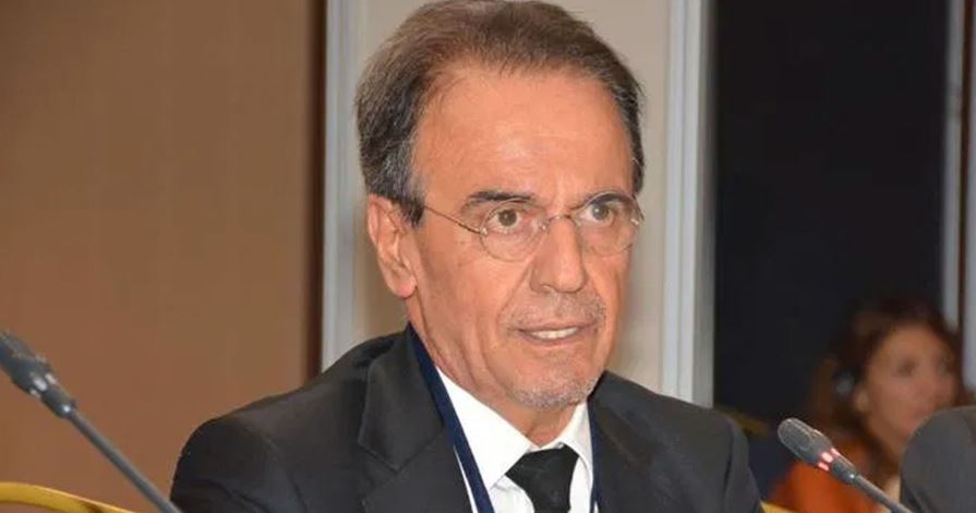 Kopya protokol tartışmalarına uzman bir isim de katılıyor...