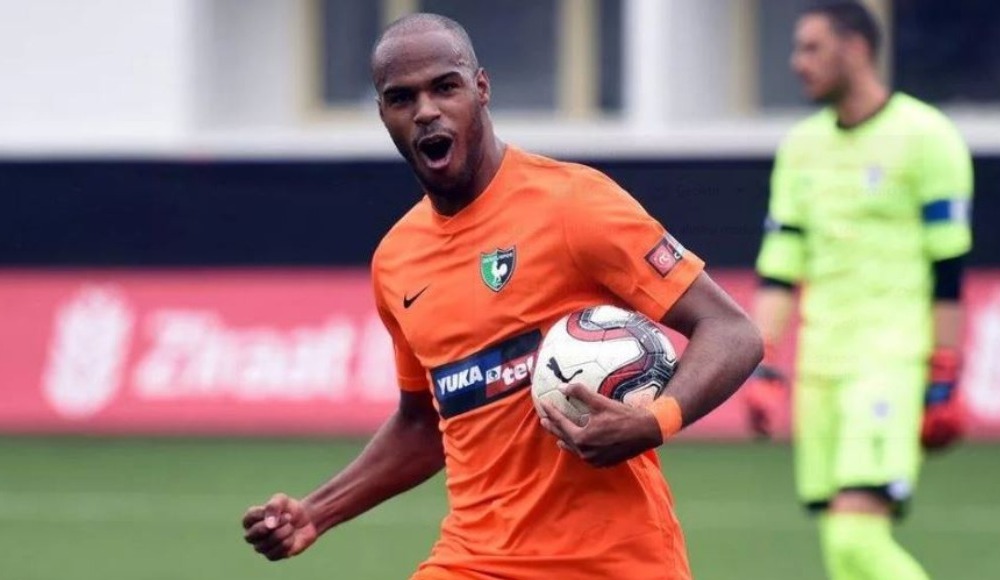 BB Erzurumspor, Estupinan'la anlaştı