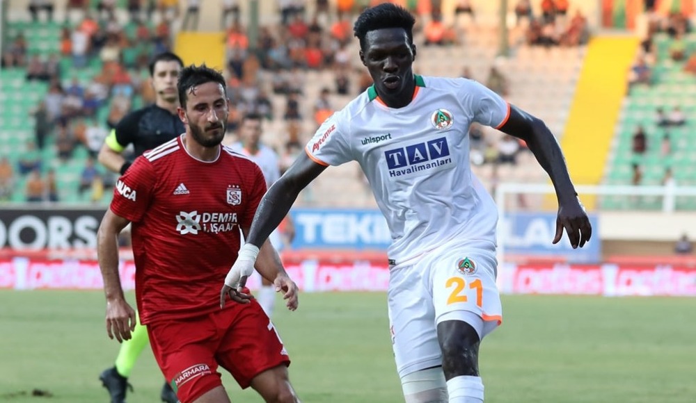 Sergen Yalçın istedi, N'Sakala transferi bitti!