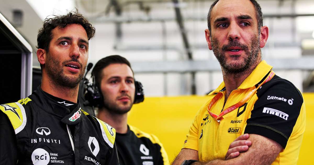 Daniel Ricciardo'ya gönderme!
