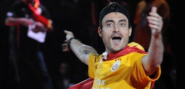 Riera'dan taraftarlara mesaj: "Cimbom en iyisi!"