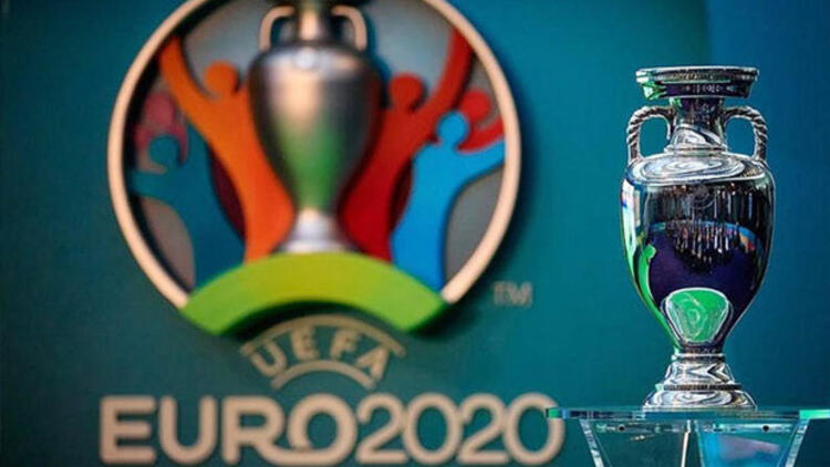 "EURO 2020'nin ertelenmesine sevindim"