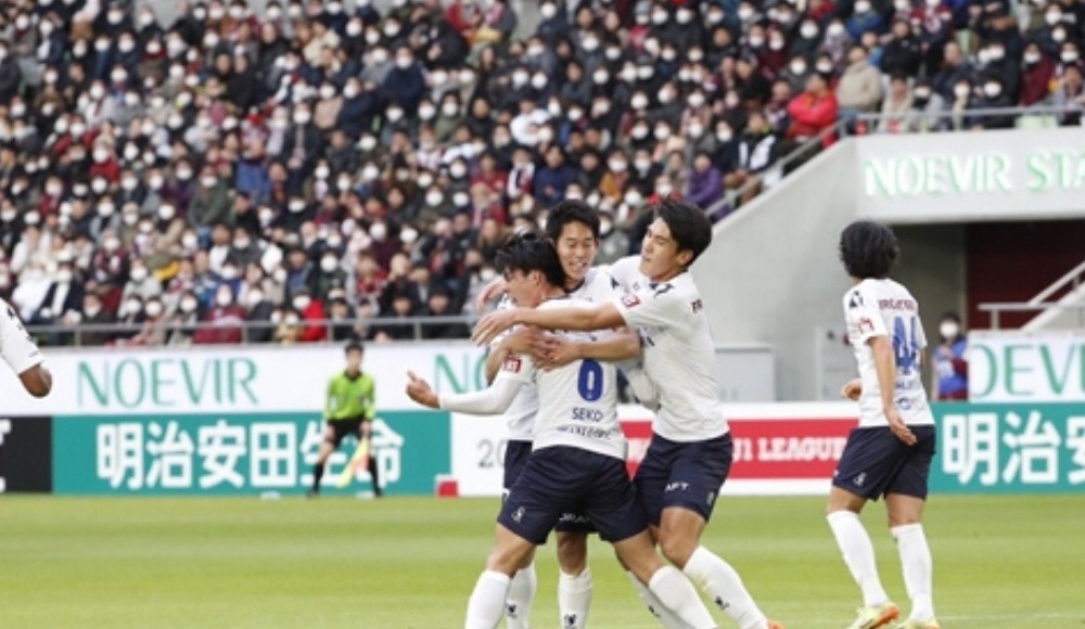 Japonya'da futbol ligleri yeniden başlayacak